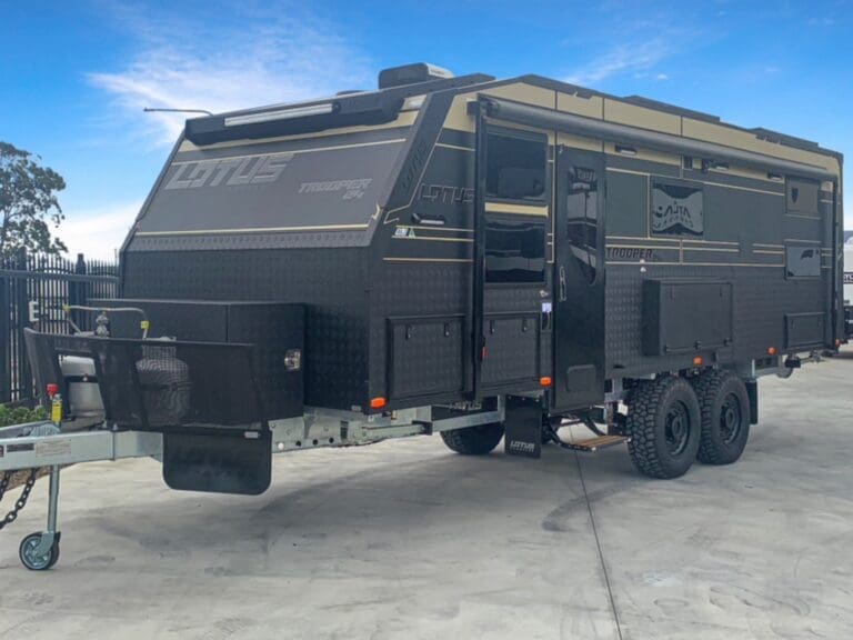 LOTUS CARAVANS TROOPER - Caravans