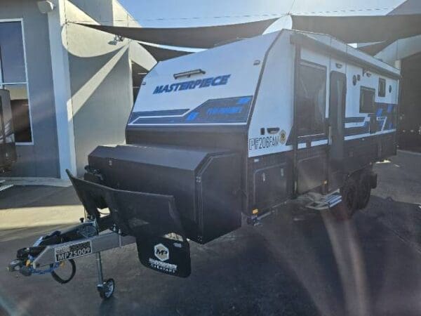 MASTERPIECE PF 206FAM - Caravans