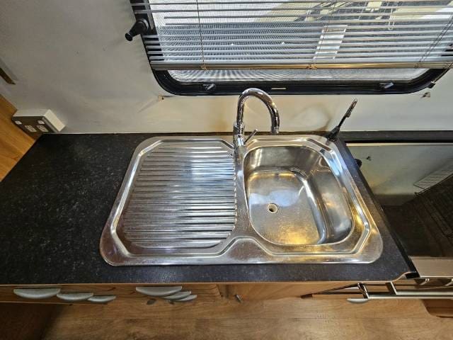 COROMAL MAGNUM M512 - Caravans