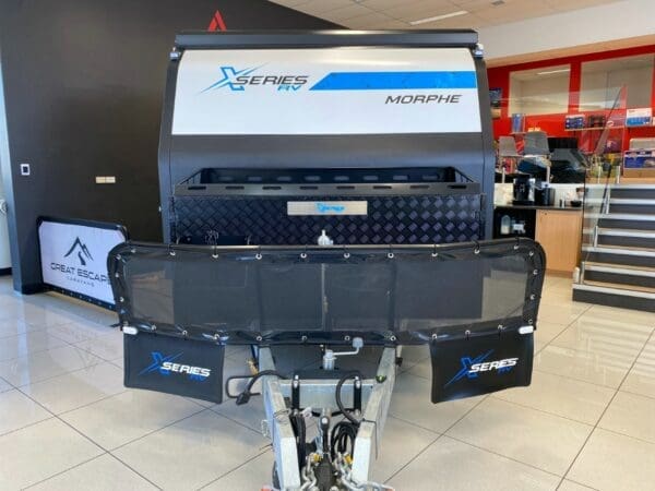  Motorhomes and Camper Trailers