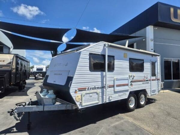 TRAKMASTER NULLABOR 18' - Caravans