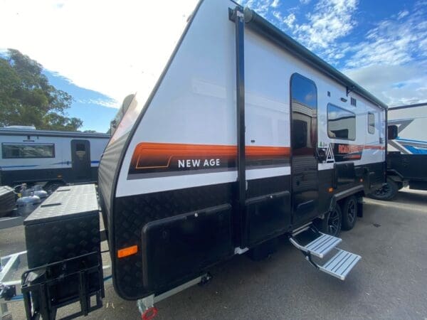  Motorhomes and Camper Trailers