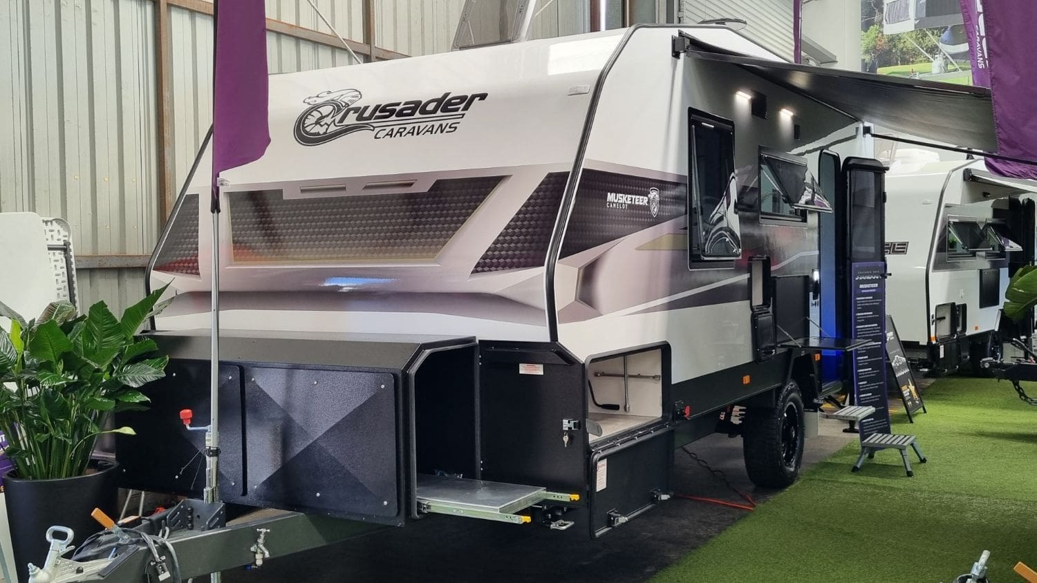 CRUSADER CARAVANS MUSKETEER - Caravans