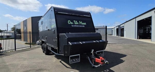  Motorhomes and Camper Trailers