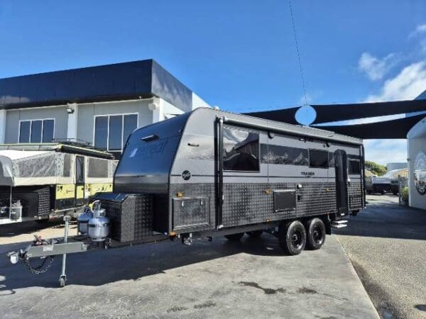 RETREAT FRASER 226R - Caravans