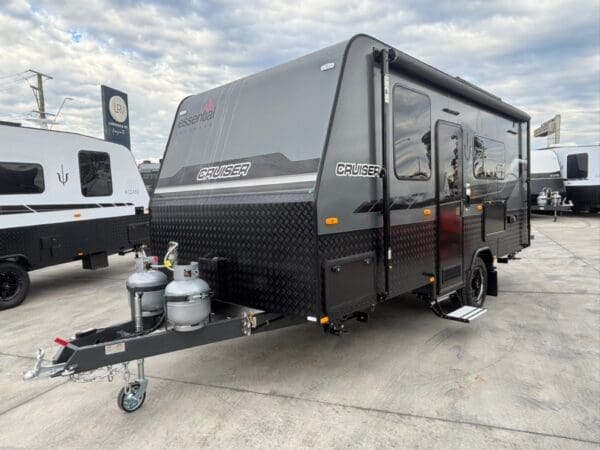 ESSENTIAL CARAVANS CRUISER - Caravans