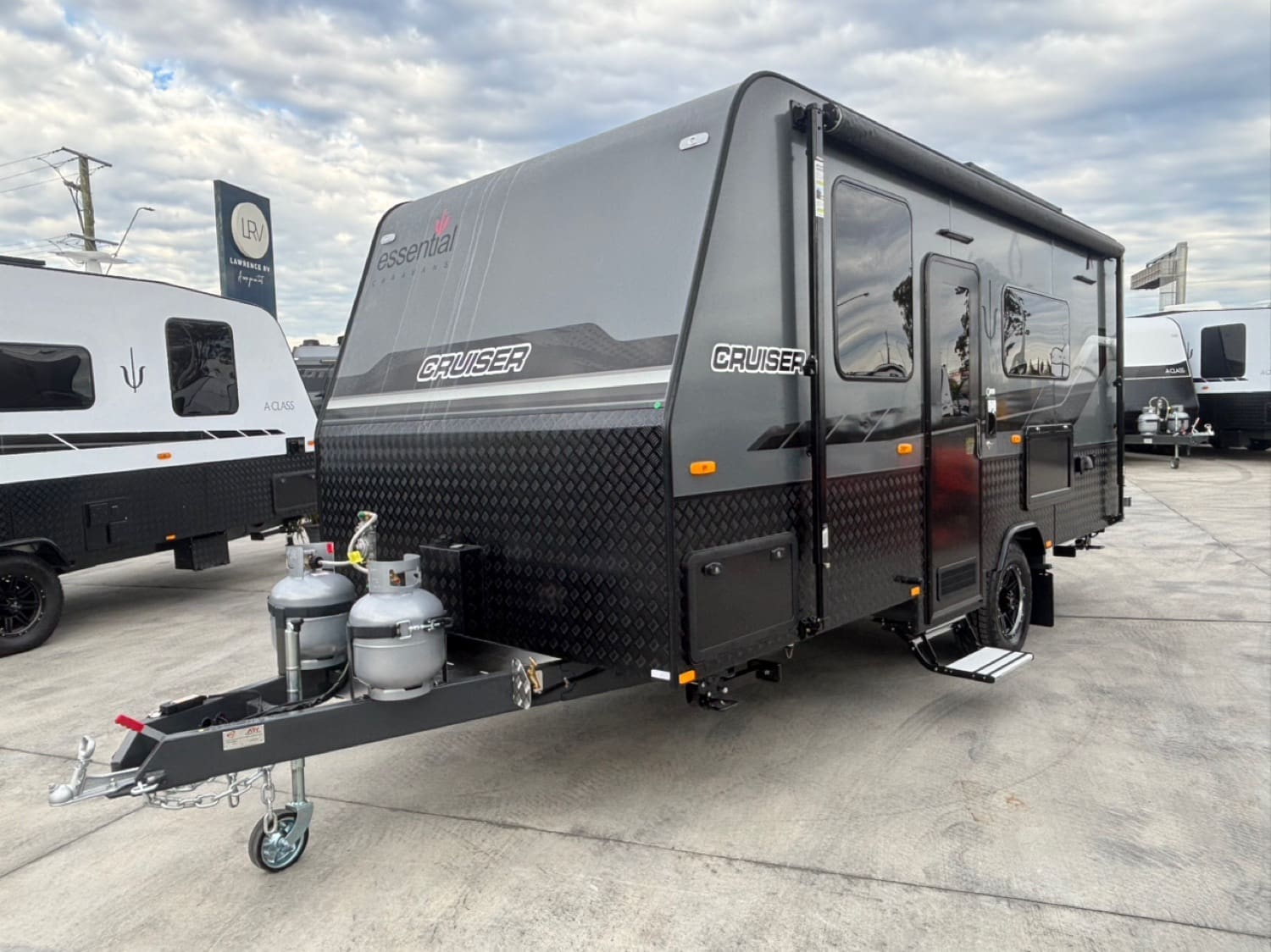 ESSENTIAL CARAVANS CRUISER - Caravans