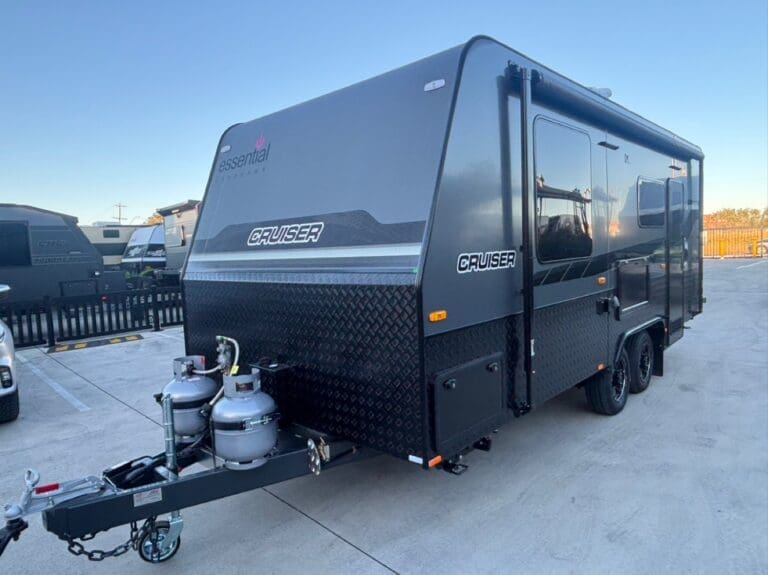 ESSENTIAL CARAVANS CRUISER - Caravans