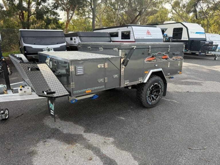 AUSTRACK TELEGRAPH LT - Caravans