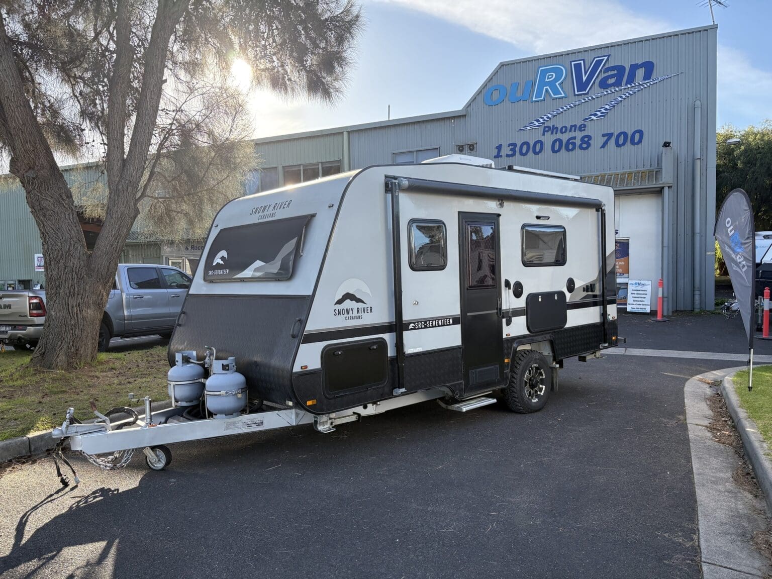 SNOWY RIVER SRC - Caravans