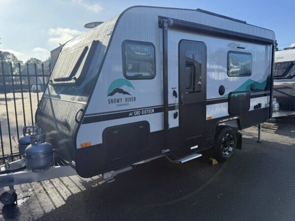 SNOWY RIVER SRC16 - Caravans