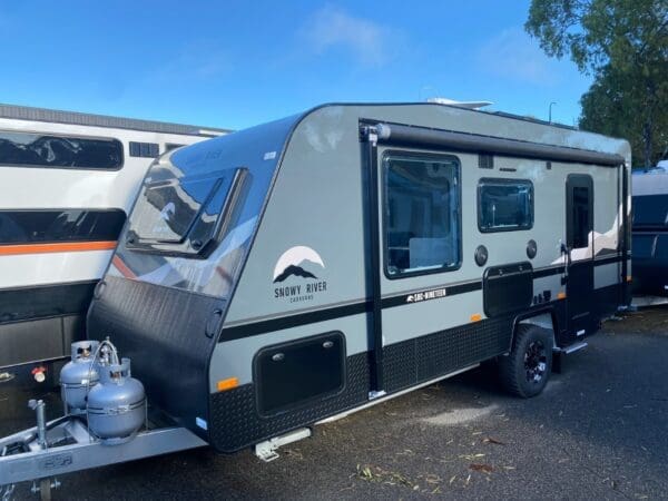 SNOWY RIVER SRC19 - Caravans