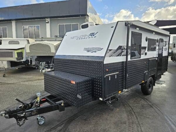 NETWORK RV TUFF 17'6 SINGLE AXLE - Caravans