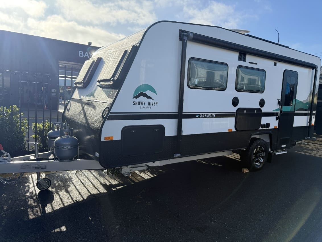 SNOWY RIVER SRC19 - Caravans