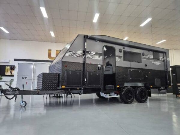  Motorhomes and Camper Trailers