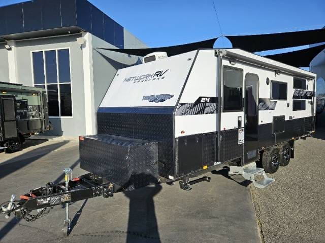 NETWORK RV TOURING 24' FAMILY BUNKS - Caravans